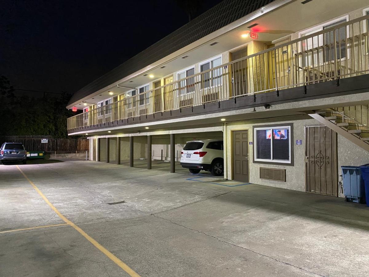 Bayview Motel Emeryville Exterior photo