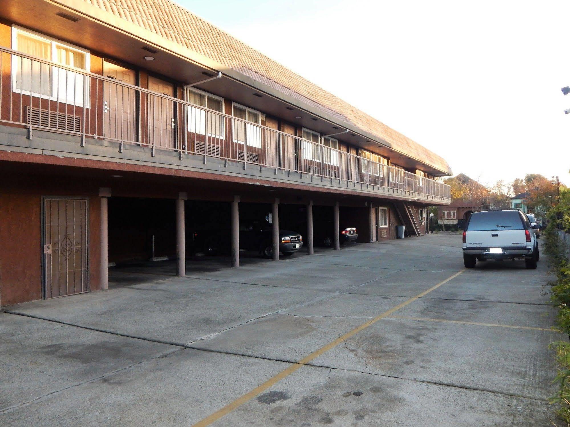 Bayview Motel Emeryville Exterior photo